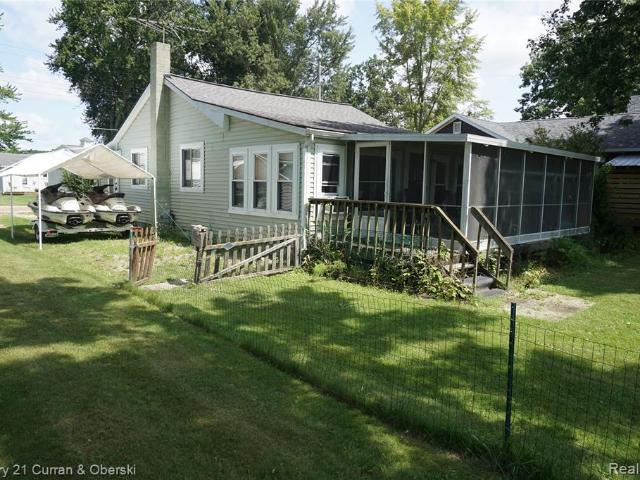 11853 Patterson Lake Dr