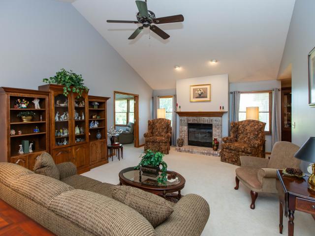 1185 Spencer Drive