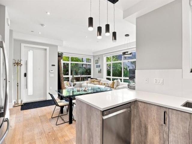 1185 Victoria Drive, Vancouver, BC, V5L 4G4 townhouse for sale | Listing ID R3165 | Royal LePage