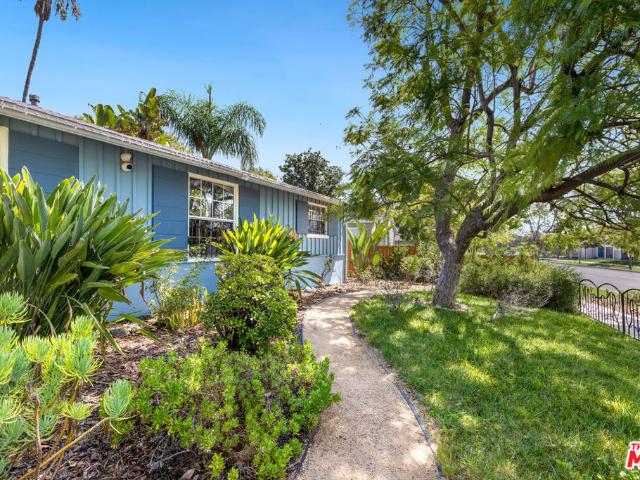 11861 Tiara Street
