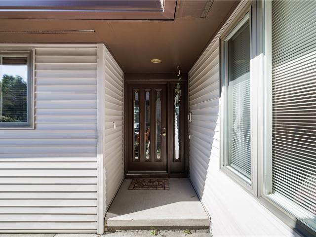 1186 Ridge Crest Drive