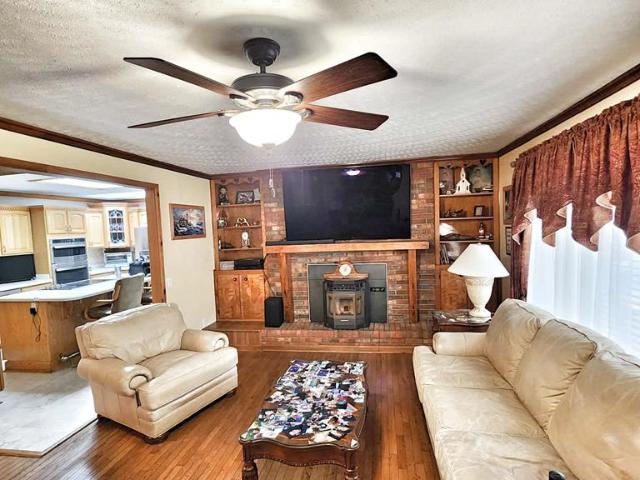 1187 Gilbert Road