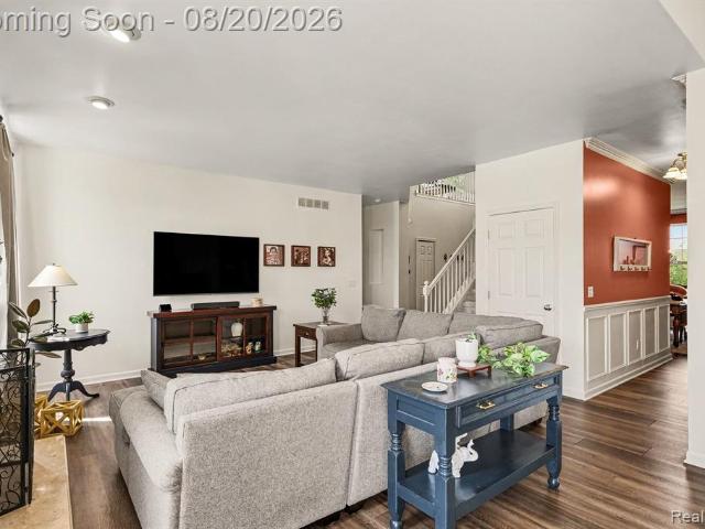 1188 Bellwood Court