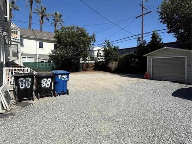 1188 W 28th