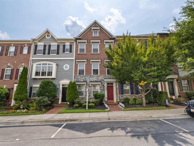 11890 Country Squire Way