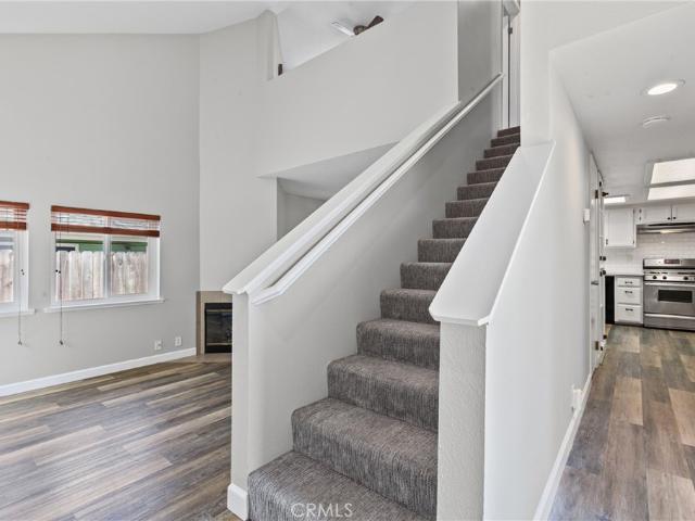 1189 Pacific Pointe Way