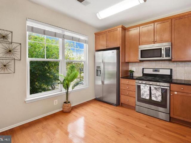11800 Old Georgetown # 1305