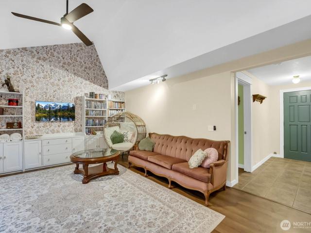 11807 Dogwood Pl, Anderson Island, WA 98303 | MLS #2489