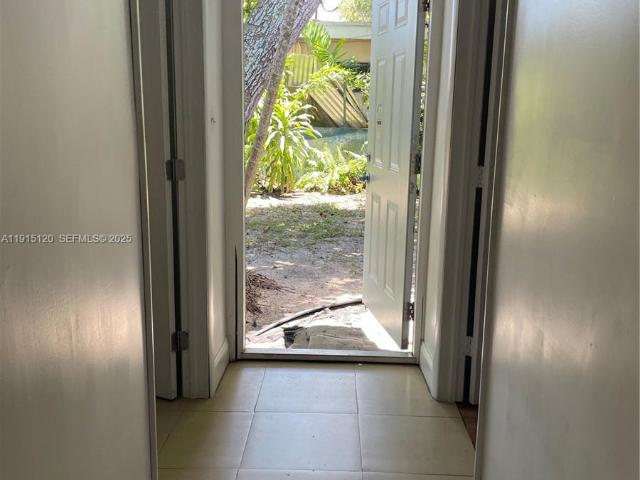 1180 NE 160th Ter, Unit 3, North Miami Beach, FL 33162 | MLS #A12026