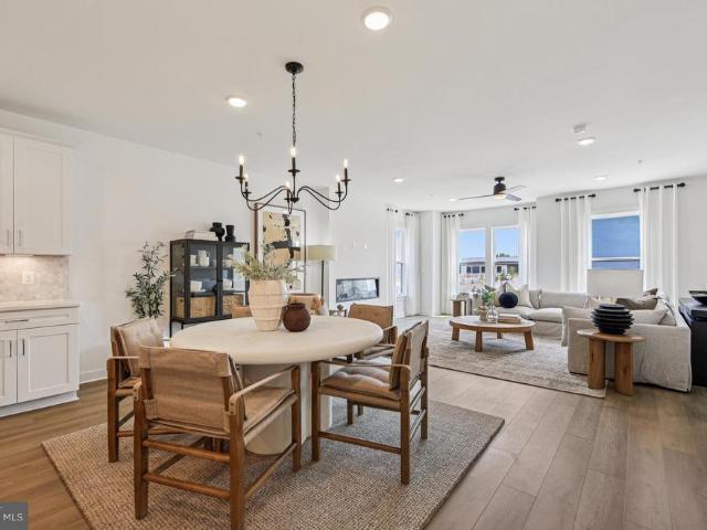 1180 Crested Wood Drive
