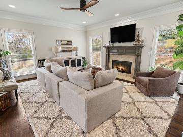 1180 Hibiscus Drive