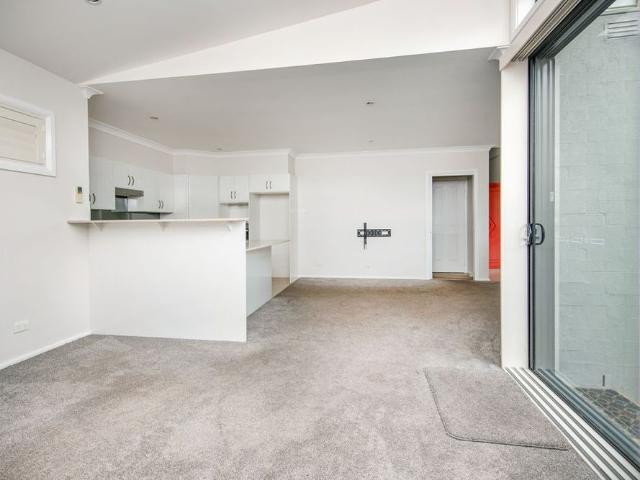 1/180 Kahibah Road