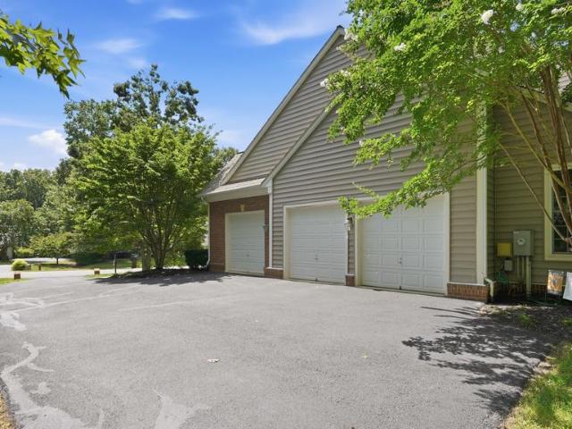 11811 Sumner Glen Drive