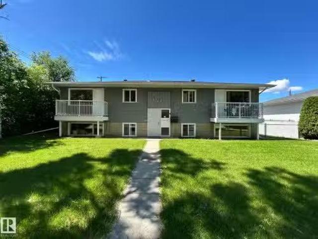 11812 45 Street Nw, Edmonton, AB, T5W 2T4 house for sale Li.