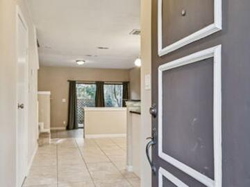 11815 Vance Jackson, Unit 704