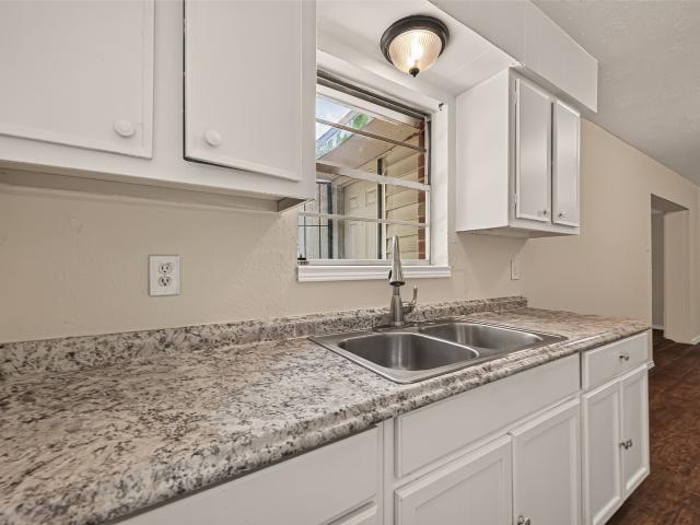 11819 Leitrim Way