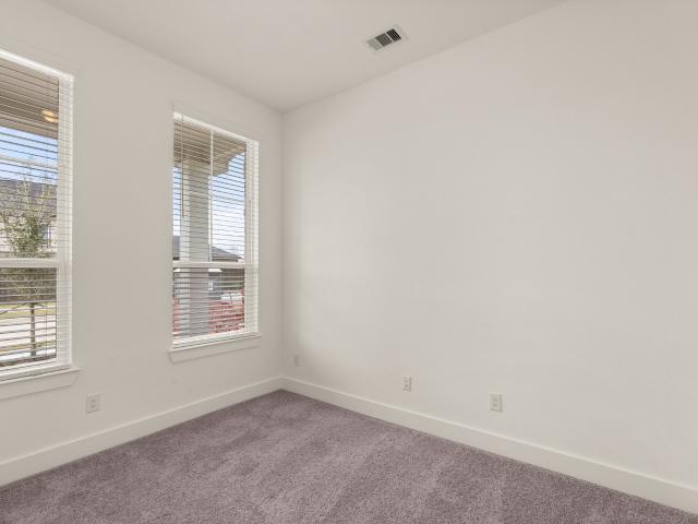11828 South Pavillion Drive