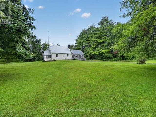 11836 Rocksprings Road, Elizabethtown Kitley, ON, K0G 1R0 house for sale | Listing ID X13632 | Royal LePage
