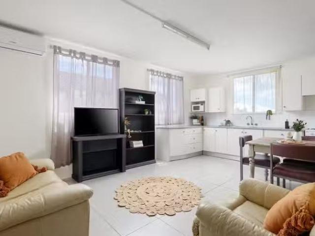 1/183 Gympie Road, TIN CAN BAY, QLD 4580 House for Rent