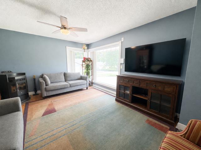 118 3rd Street SW