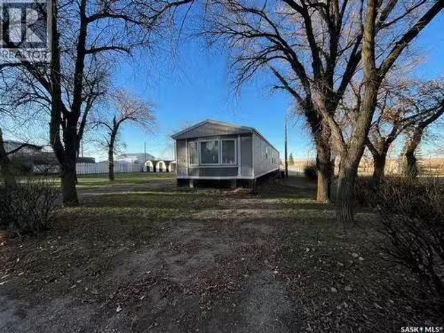 118 2 Avenue E, Lafleche, SK, S0H 2K0 house for sale Listin.
