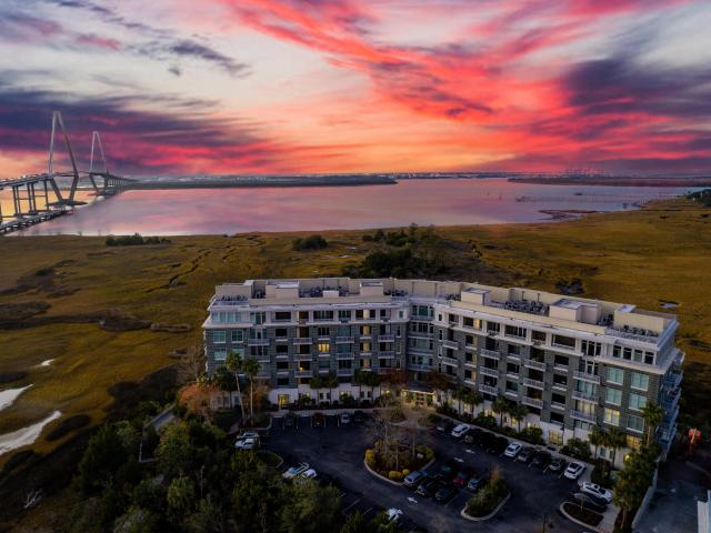 118 Cooper River Drive