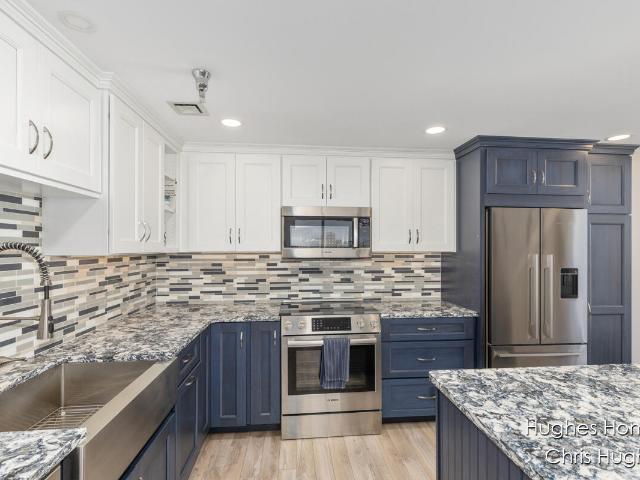 118 Campau Circle # 1704