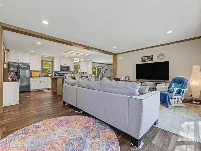 118 Chester Harris Drive