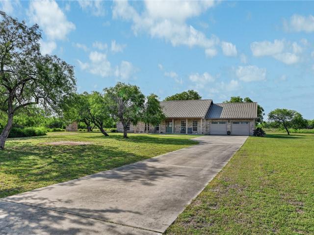 118 Agape Dr, Woodsboro, TX 78393 | MLS #475379