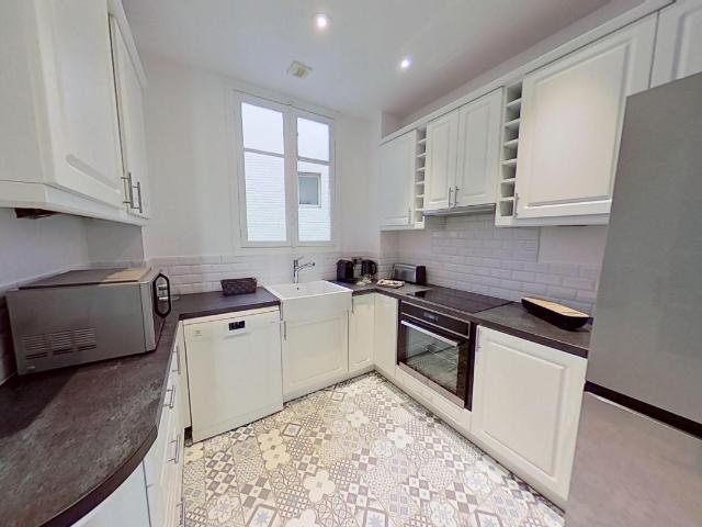118 Avenue de Versailles 75016 Paris Meublé 109 m2 3500 €CC