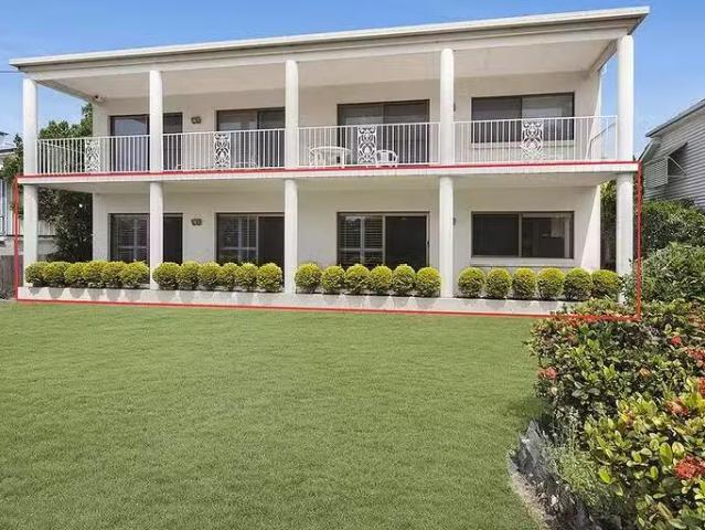 1/18 Gayundah Esplanade, Woody Point, QLD 4019