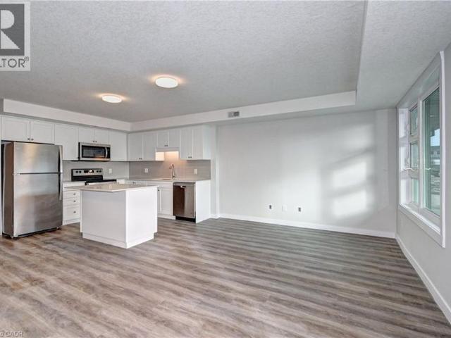 118 GRAVEL RIDGE Trail Unit# G19, Kitchener, Ontario, N2E0B8