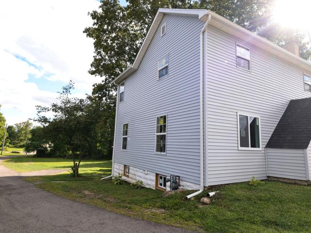 118 E ERIE Street