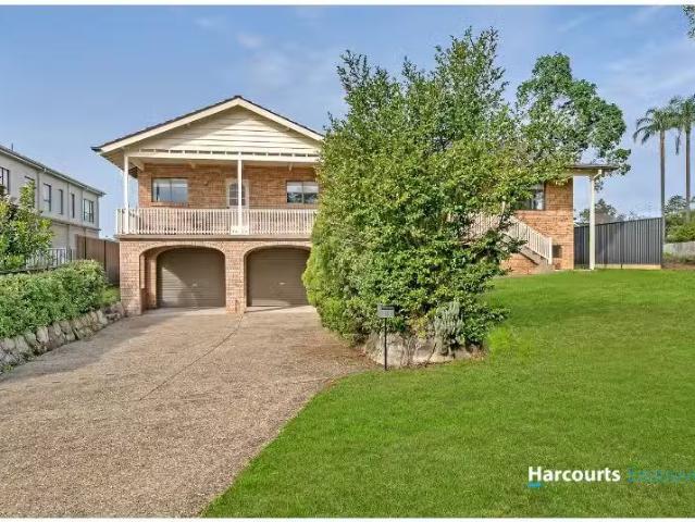 118 Eaton Road, West Pennant Hills House for rent Listed by A.