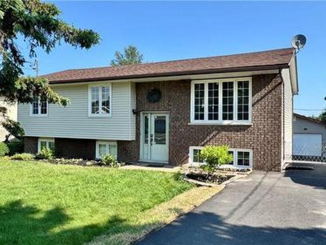 118 Hillcrest Drive, Lively, ON, P3Y 1A3 house for sale | Listing ID 2129 | Royal LePage