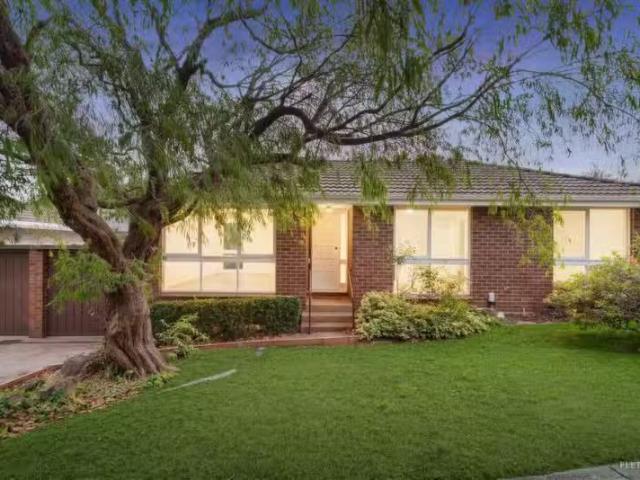 1/18 Lernes Street, Forest Hill VIC 3131 Unit Auction