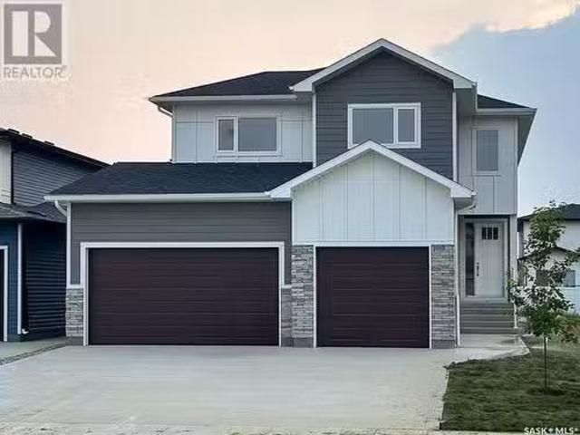118 Mazurek Crescent, Saskatoon, SK, S7V 1S1 house for sale.