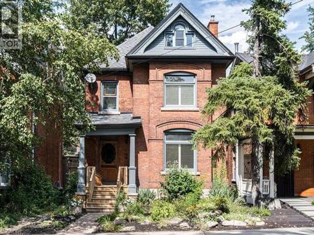 118 Markland Street, Hamilton, ON, L8P 2K1 house for sale | Listing ID 40858 | Royal LePage