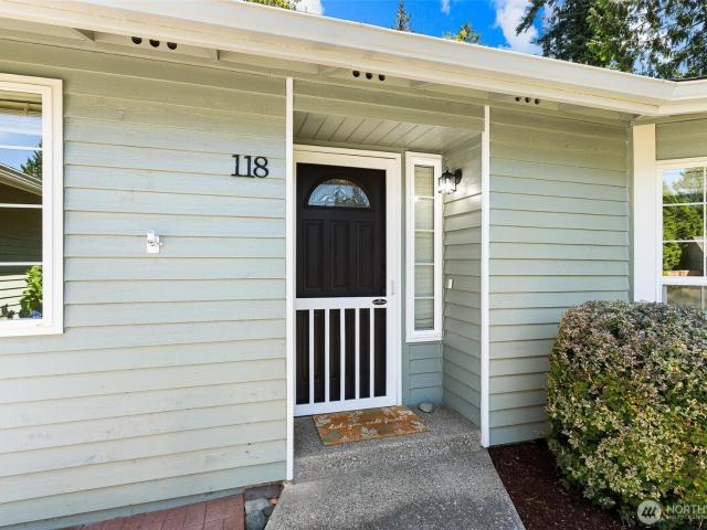 118 N 38th Place
