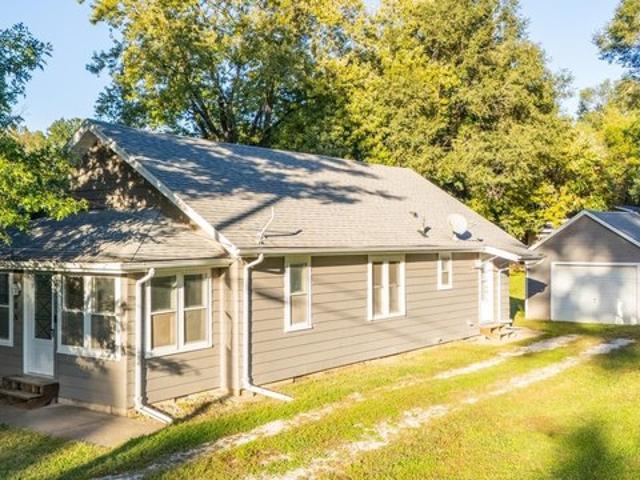 118 N Roosevelt St, North Pekin, IL 61554