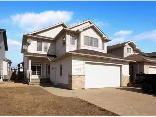 118 Pebble Lane, Fort Mcmurray, AB, T9K 0E3 house for sale.