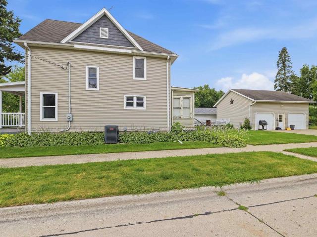118 Pleasant Street