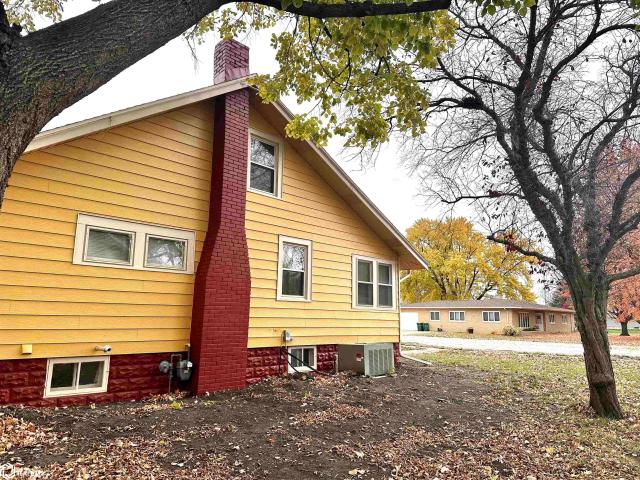 118 W 4Th Street