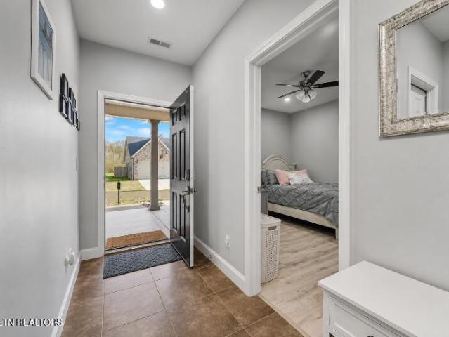 118 Van Gilder Way