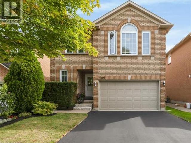 1194 Old Oak Drive, Oakville, ON, L6M 3K7 house for sale | Listing ID 40865 | Royal LePage