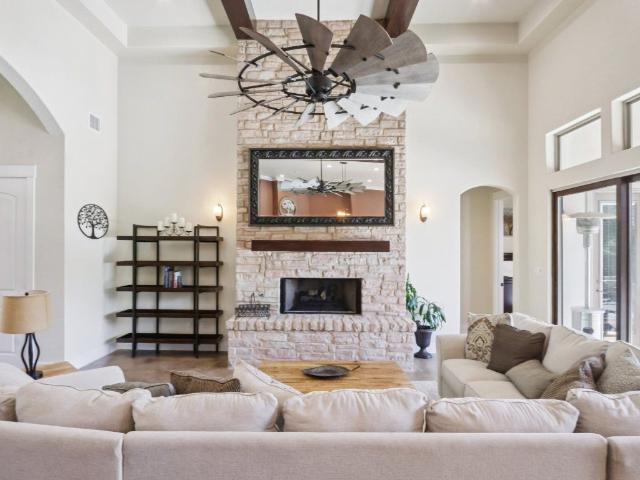 1194 Vaquero Way, Wimberley, US, TX