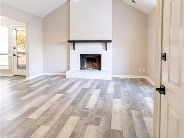 1195 Minhinette Dr, Unit G, Roswell, GA 30075 | MLS #7745