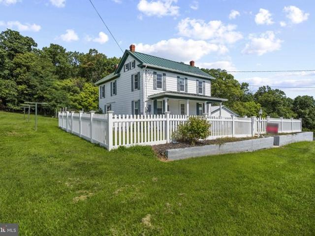 1195 Loop Rd, Gerrardstown, WV 25420
