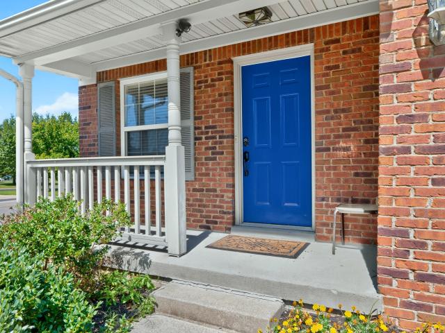 1196 Lacy Lane