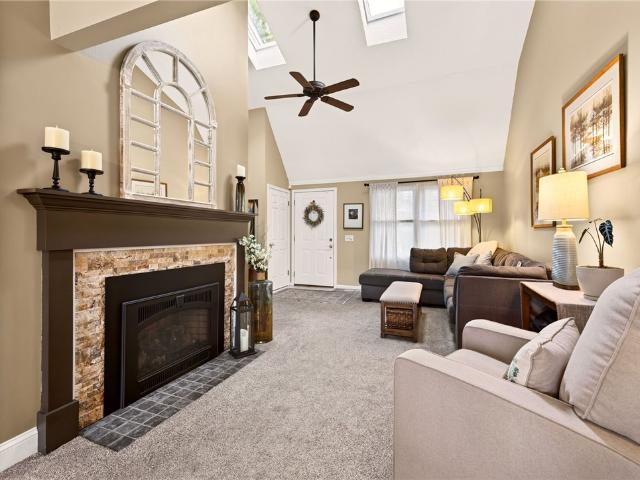 1196 Ridge Crest Drive
